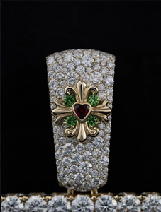 Collar llamativo de Hip Hop con colgante de icono religioso de moissanita de lujo con incrustaciones, marco cuadrado en tono dorado y cadena cubana - Product Image 2