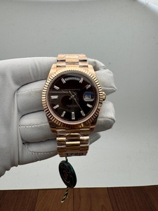 Reloj de Lujo con Esfera Marrón, de Alta Calidad, Mecánico Automático, de Acero Inoxidable, con Bisel Estriado, Cristal de Zafiro y Movimiento ETA - Product Image 2