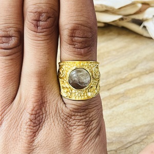 Latest Design Quartz <b>Rings</b> Boho Floral Brass <b>Rings</b> For Women 18k <b>Gold</b> Plated Hammered <b>Cocktail</b> Band <b>Ring</b> For Wholesale/OEM/ODM - Product Image 4