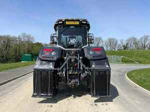 Tracteur agricole Massey Ferguson 8S.245 à vendre - Product Image 2