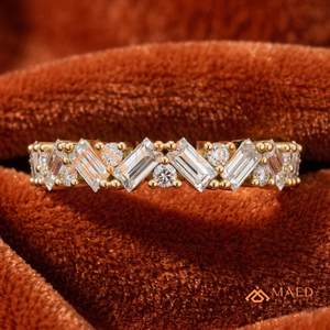 แหวนเพชรทรงบาแกตต์และทรงกลมประดับทองคำ 18K สุดหรู | แหวนแต่งงานเพชรเพาะเลี้ยงในห้องปฏิบัติการ |   แหวนครบรอบทรงเรขาคณิตประดับหินหลายเม็ด - Product Image 2