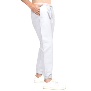 กางเกงวิ่งผู้ชายแบบสั่งตัด ป้องกันรอยยับ ผ้าแคนวาสน้ำหนักเบา สีพื้น ทรงเข้ารูป ดีไซน์เรียบง่าย สไตล์ลำลอง รุ่น 2026 - Product Image 4