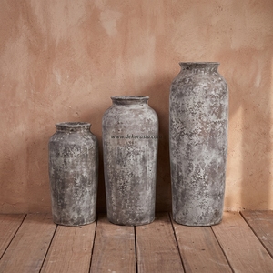 Vaso de Cerámica Rústico Vinculo S, Cilíndrico, Hecho a Mano, Color Gris Desgastado, Jarrón Alto Decorativo para Mesa, Venta al Por Mayor - Product Image 3