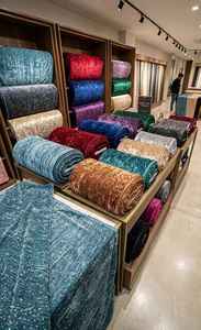 Tissu en velours écrasé Radiance Sparkle de qualité export, prix usine compétitif, pour la confection de vêtements de mode haut de gamme - Product Image 4
