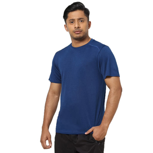 T-shirt en coton 100% de qualité supérieure, anti-plis, écologique et respirant, fabriqué sur mesure par un fabricant de vêtements streetwear pour hommes de haute qualité. - Product Image 3