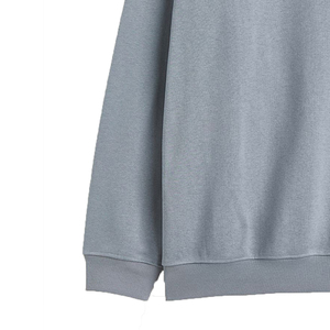 เสื้อสเวตเชิ้ตคอกลมแขนยาวทรงโอเวอร์ไซส์คุณภาพสูง พิมพ์ลาย 3 มิติ ดีไซน์หรูหรา สวมใส่สบาย เหมาะสำหรับฤดูหนาว ใช้ได้ทั้งในโรงเรียนและการฝึกอบรม - Product Image 4