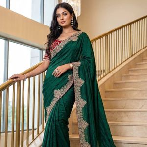 Sari brodé de designer, magnifique et prêt-à-porter, avec pallu brodé Meena et blouse prête à porter, prix de gros par Royal Export - Product Image 5