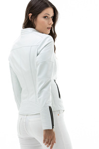 แจ็คเก็ตหนัง PU สีพื้นขายดี ทรงเข้ารูป แขนยาว ซิปหน้า สำหรับผู้หญิง - Product Image 4