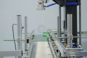 Machine de soufflage de bouteilles en plastique entièrement électrique et automatique avec PLC Delta, pour détergents, 1-20L, haute productivité - Product Image 6