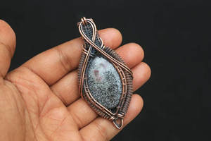 Pendentif en pierre d'agate fait main, fil de cuivre antique enroulé autour, pierre précieuse naturelle, bijoux artisanaux - Product Image 3