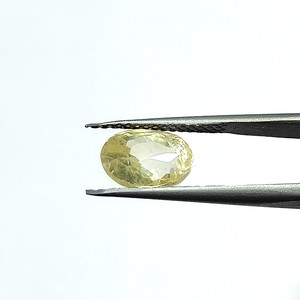 พลอยแซฟไฟร์สีเหลืองทรงรีธรรมชาติ 5.02 กะรัต สำหรับทำเครื่องประดับและแหวน YSON-135 - Product Image 3