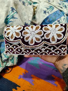 Bolso de mano con cuentas de diseño, económico, hecho a mano, para mujer, ideal para bodas, fiestas y festivales. - Product Image 4