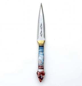 Cuchillo utilitario artesanal con punta de lanza, mango de resina marmoleada, herramienta de hoja fija de acero inoxidable - Product Image 3