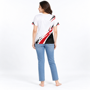 Mode décontractée élégante en coton pour femmes modernes recherchant confort et looks frais, t-shirts imprimés polyvalents et élégants pour femmes - Product Image 2