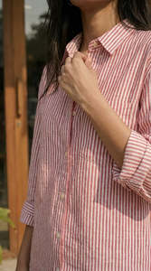 Chemise rayée à manches longues boutonnée, coupe ample, décontractée, avec poches, en coton et bambou, taille naturelle, col rabattu - Product Image 5