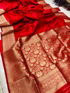 Blouse décontractée pour femme, style sari, avec broderie Jari dorée, infroissable, séchage rapide, réversible, longueur ras du sol, coupe classique, en promotion en ligne -1 - Product Image 2