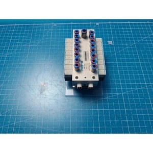 Actuador Lineal Neumático FESTO UMPO-16-16-SA3014394KR SA3014394KR Usado Como Parte de Equipos Semiconductores Legacy - Product Image 3