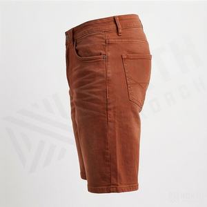 กางเกงยีนส์ขาสั้นพรีเมียมสำหรับผู้ชาย ออกแบบใหม่สำหรับเล่นกีฬา ระบายอากาศได้ดี มีไซส์สำหรับผู้ใหญ่ ขายส่ง รับทำโลโก้ สีตามสั่ง สไตล์ลำลอง - Product Image 3