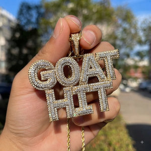 Collier pendentif personnalisé en argent 925 entièrement serti de diamants Moissanite à double couche, style hip-hop, avec grandes lettres de nom - Product Image 4