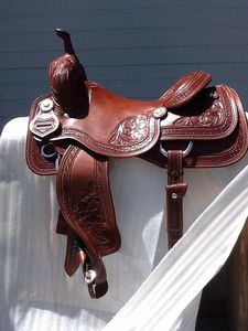 Silla de Montar Inglesa de Cuero Genuino con Diseño Moderno y Arco de Madera para Equitación, Bajo MOQ, En Stock, Accesorios Duraderos para Sillas de Montar - Product Image 5