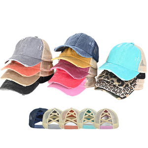 Casquette de baseball vintage personnalisée délavée pour le sport, décontractée, avec ouverture croisée pour queue de cheval, style camionneur, cadeau d'affaires de Noël - Product Image 4
