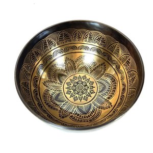 Bol à fruits rond en aluminium de haute qualité, design indien, poli, avec base argentée, pour la vaisselle et les réceptions - Product Image 3
