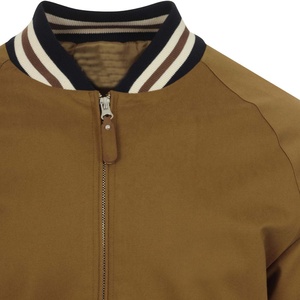 Veste universitaire bleu roi pour homme avec accents blancs, col rabattu, vêtement d'extérieur décontracté, coupe régulière, en polyester - Product Image 4