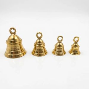 Clochettes suspendues en laiton poli sur mesure, artisanat métallique, carillons à vent, petites clochettes dorées pour la décoration de Noël - Product Image 4