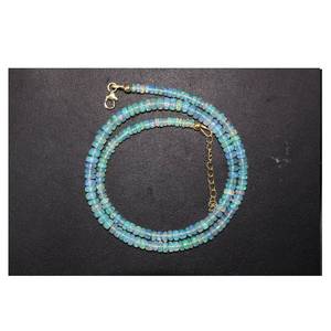 Collier artisanal perlé dégradé multicolore, collier statement, bijoux de mode pour femme - Product Image 4