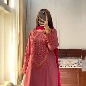 Ensemble haut et bas confortable taille XL pour les fêtes avec un dupatta chic - Product Image 5