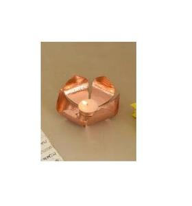 Increíble portavelas metálico con diseño floral que transforma una vela sencilla en una pieza de arte luminosa fascinante. - Product Image 5