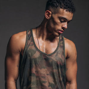 Camisetas sin mangas de malla transparente con estampado de camuflaje para hombre al por mayor, tops transparentes con estampado de camuflaje para hombre, chalecos transparentes para hombre - Product Image 3