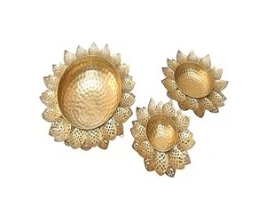 Bol Urli Classique en Métal Décoratif pour Diya Flottant, Finition Laiton, pour Temple, Maison et Décoration Festive - Product Image 4
