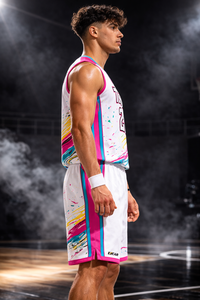 Uniforme de basket-ball personnalisé par sublimation, maillot de basket-ball respirant en polyester, shorts, vêtements de sport pour l'entraînement en équipe, blanc, nouveau design - Product Image 5