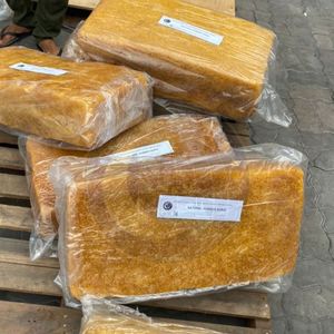 NGOC CHAU Banda de caucho natural SVR 3L de alta calidad, amarillo claro, en bolsa, al mejor precio, materia prima de grado hueco/espumado, Ciudad de Ho Chi Minh - Product Image 2