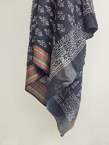 Paréo Sarong en Coton Imprimé à la Main de Qualité Export, Écharpe Florale, Stole et Dupatta Légers et Écologiques pour la Plage - Product Image 5