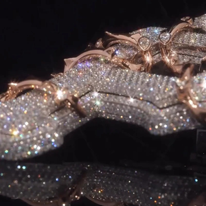 Colgante de Letra de Lujo, Joyería Hip Hop, Colgante de Diamantes Iced Out, Colgante de Letra Inicial Personalizado con Moissanita VVS Baguette - Product Image 3