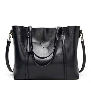 Bolso de hombro de cuero liso para mujer, estilo Hobo, tipo Satchel, Tote, con asa superior, de piel sintética, tipo cubo - Product Image 4