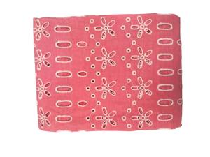 Tela de Algodón Rosa Tejida de Primera Calidad con Bordado Schiffli y Estampado de Ojales, Transpirable y Ligera para Vestidos de Niñas y Mujeres - Product Image 3