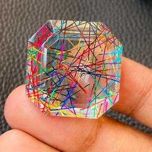 Pendentif en Quartz Multi-Rutilé Taillé Octogone Taille MM, Créé pour une Beauté Unique, Bijou Artistique Intemporel Effet Aiguille Dorée - Product Image 1