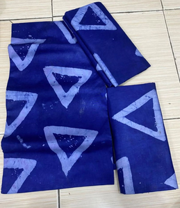 Auténtica Tela de Algodón Ankara con Estampado Africano de Alta Calidad para Prendas Tradicionales del Mercado de Kumasi - Product Image 6