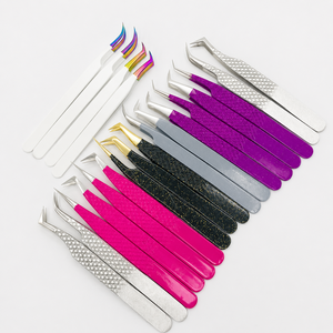Ensemble de pinces à sourcils de luxe en acier inoxydable à pointe inclinée, durables, écologiques, rose, noir, argent, violet, avec poignées ergonomiques texturées - Product Image 3