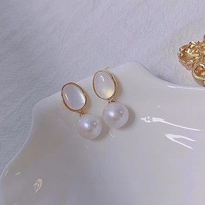 Boucles d'oreilles en perles d'eau douce rétro françaises, perles de nacre naturelles fortement lumineuses, incrustées, style rétro éblouissant, bijoux - Product Image 5