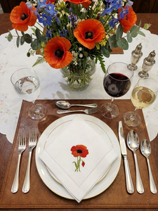 Serviettes de table en tissu classiques personnalisées, brodées de fleurs de coquelicot rouges, 50x50cm, en coton fait main avec ourlet festonné, pour la maison et l'hôtel - Product Image 3