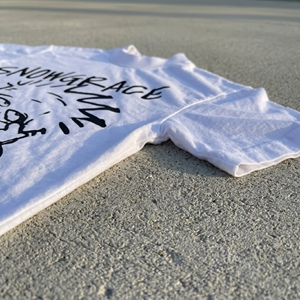 T-shirt blanc à manches courtes pour homme Snowgrace, imprimé dessin animé, col rond, jersey décontracté, coupe régulière, respirant, 100% coton - Product Image 3
