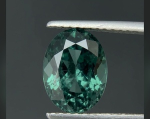 Alexandrite naturelle authentique, pierre précieuse provenant de la mine de Vishakapatnam, Inde - Product Image 2