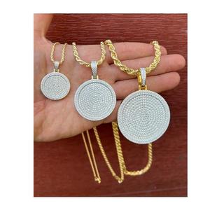 Collier pendentif de luxe en argent 925, style hip-hop, avec moissanite taille diamant rond, entièrement serti, pour homme, prix compétitif, idéal pour les soirées - Product Image 2