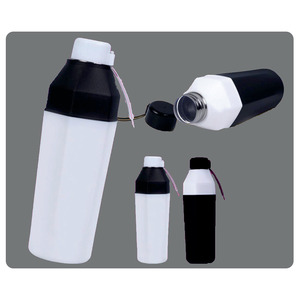 Bouteille d'eau personnalisée en acier inoxydable PureHydro Premium pour la remise des diplômes et Thanksgiving - Product Image 1