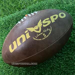 Ballon de rugby vintage en cuir antique Ballon en cuir naturel entièrement cousu à la main et avec des lacets sur le dessus - Product Image 2