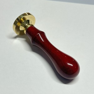 Sceau ovale en laiton de 29 mm avec manche en bois d'érable pour artisanat fait main, papeterie de mariage, scrapbooking - Product Image 1